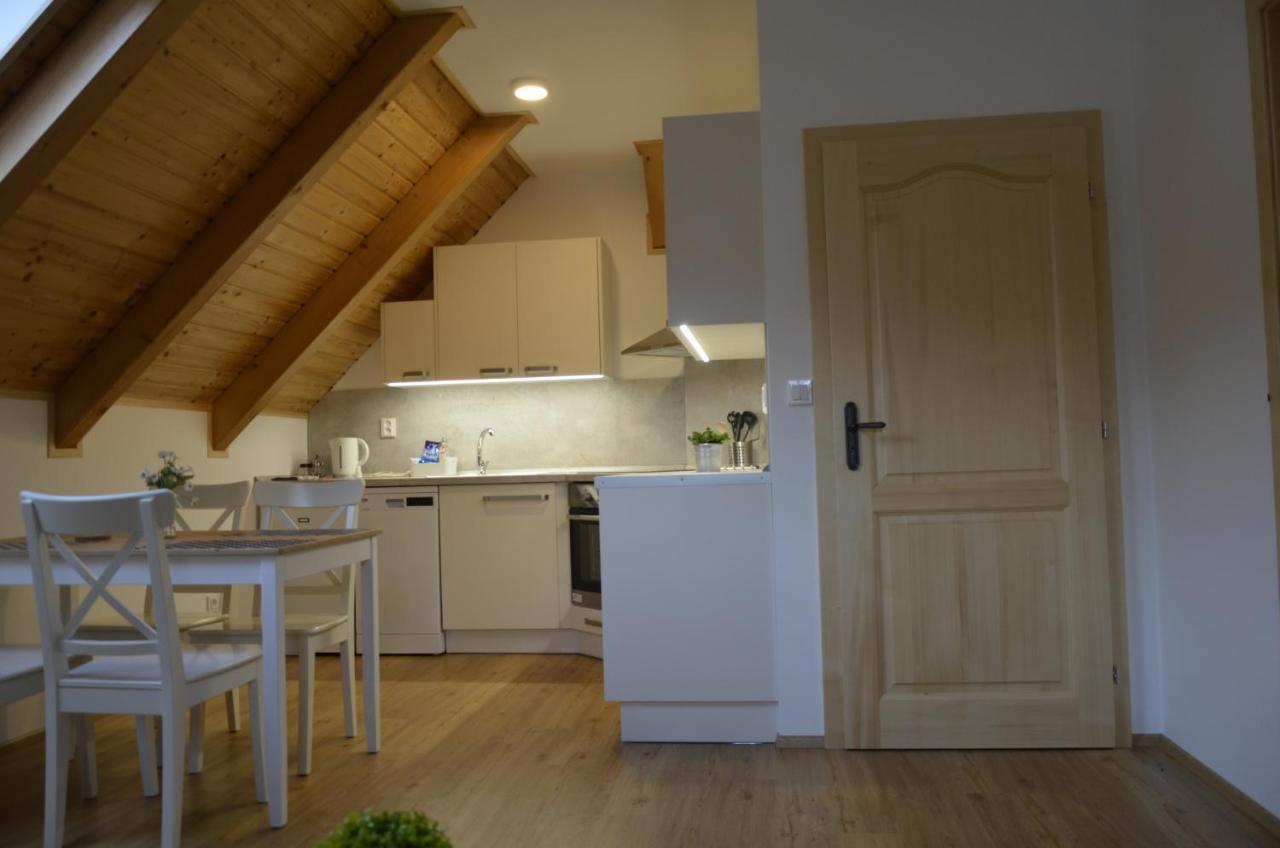 Apartmany U Vlcich Jam Petrovice u Susice Exterior photo