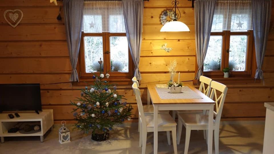Apartmany U Vlcich Jam Petrovice u Susice Exterior photo
