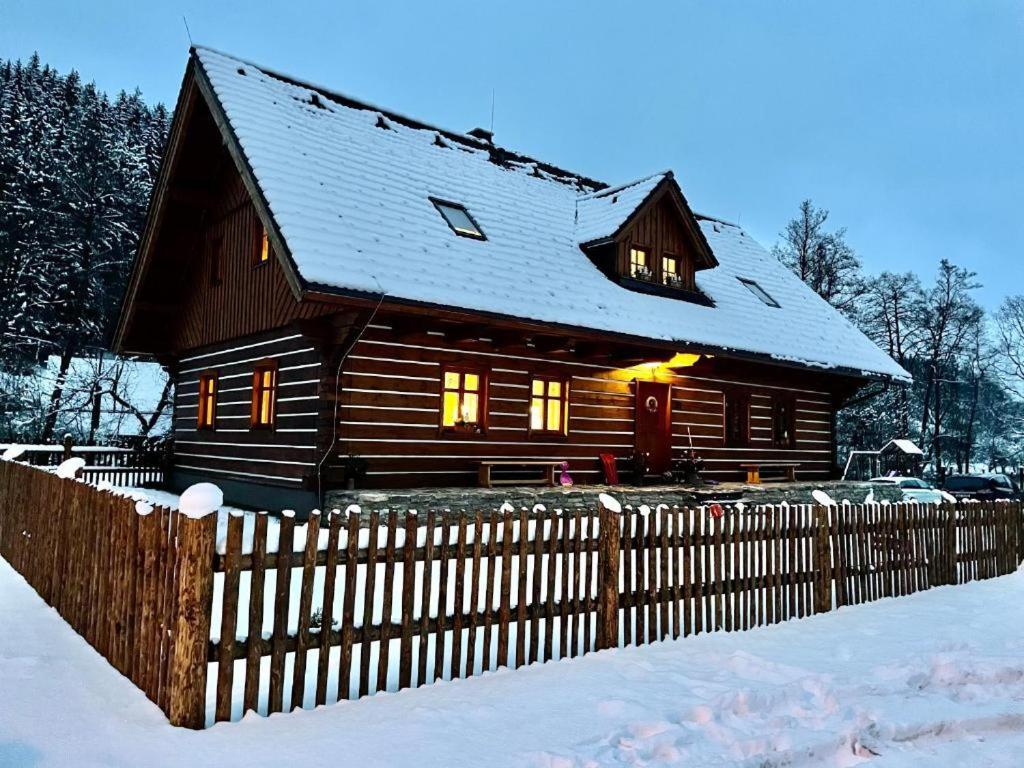 Apartmany U Vlcich Jam Petrovice u Susice Exterior photo